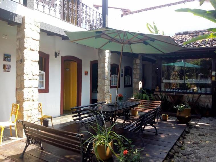 Pousada Solar Do Algarve Em Paraty Ha 5 Minutos Do Centro Historico Dış mekan fotoğraf